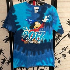 Disney youth Magical Mickey tee XL